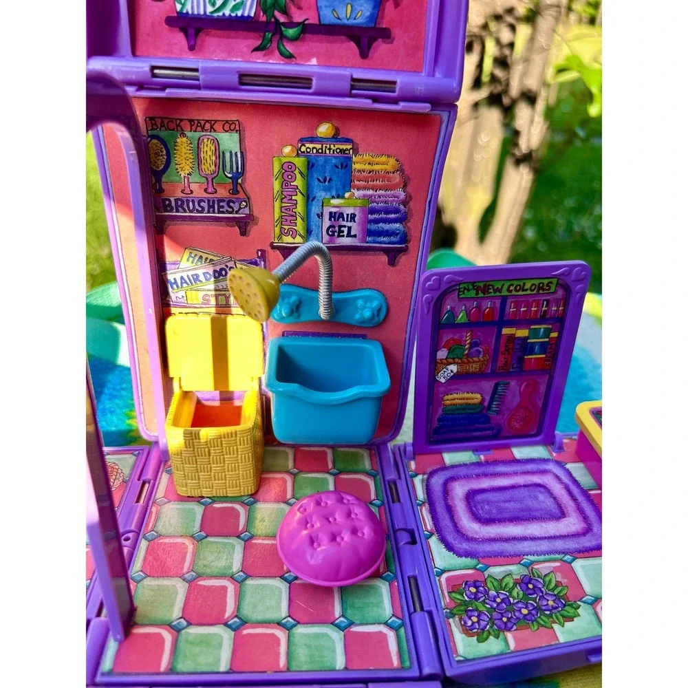 Backpack Club Stylin Salon Galoob toys 1997 vintage Kids Playset only‎